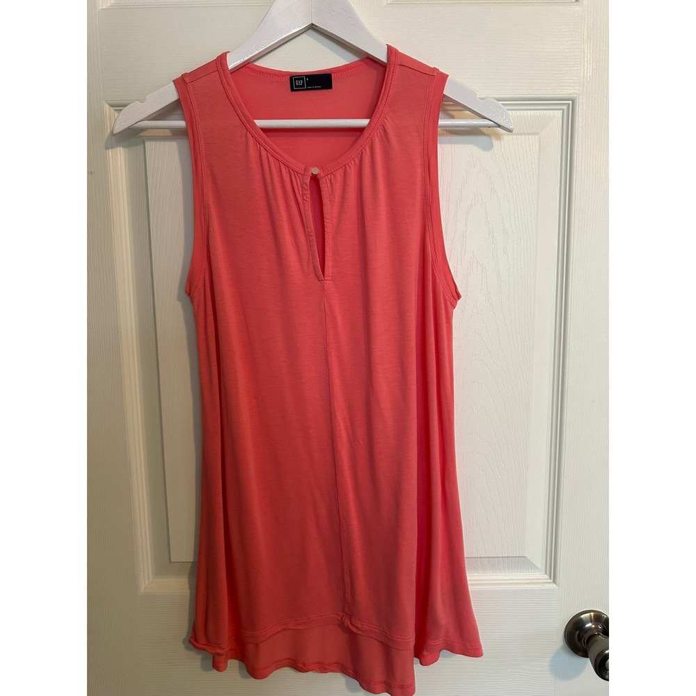 Gap Womens‎ Pink 100% Rayon Short Sleeve V-Neck Tank S